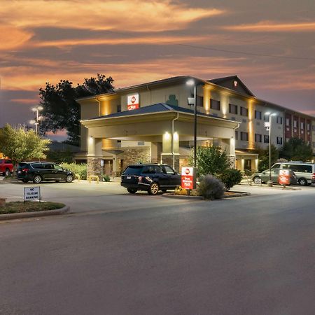 Best Western Plus Shamrock Inn & Suites מראה חיצוני תמונה