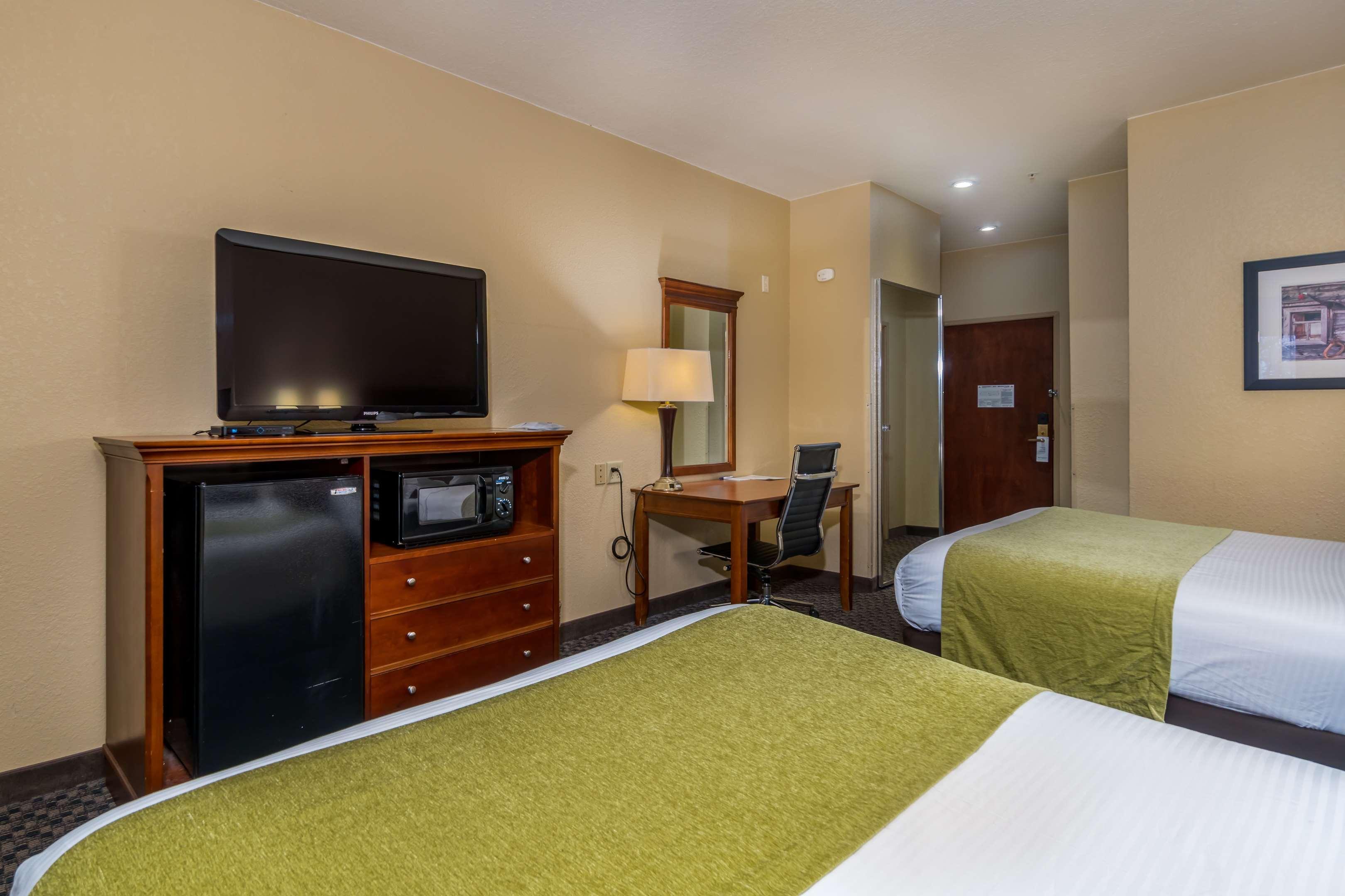 Best Western Plus Shamrock Inn & Suites מראה חיצוני תמונה