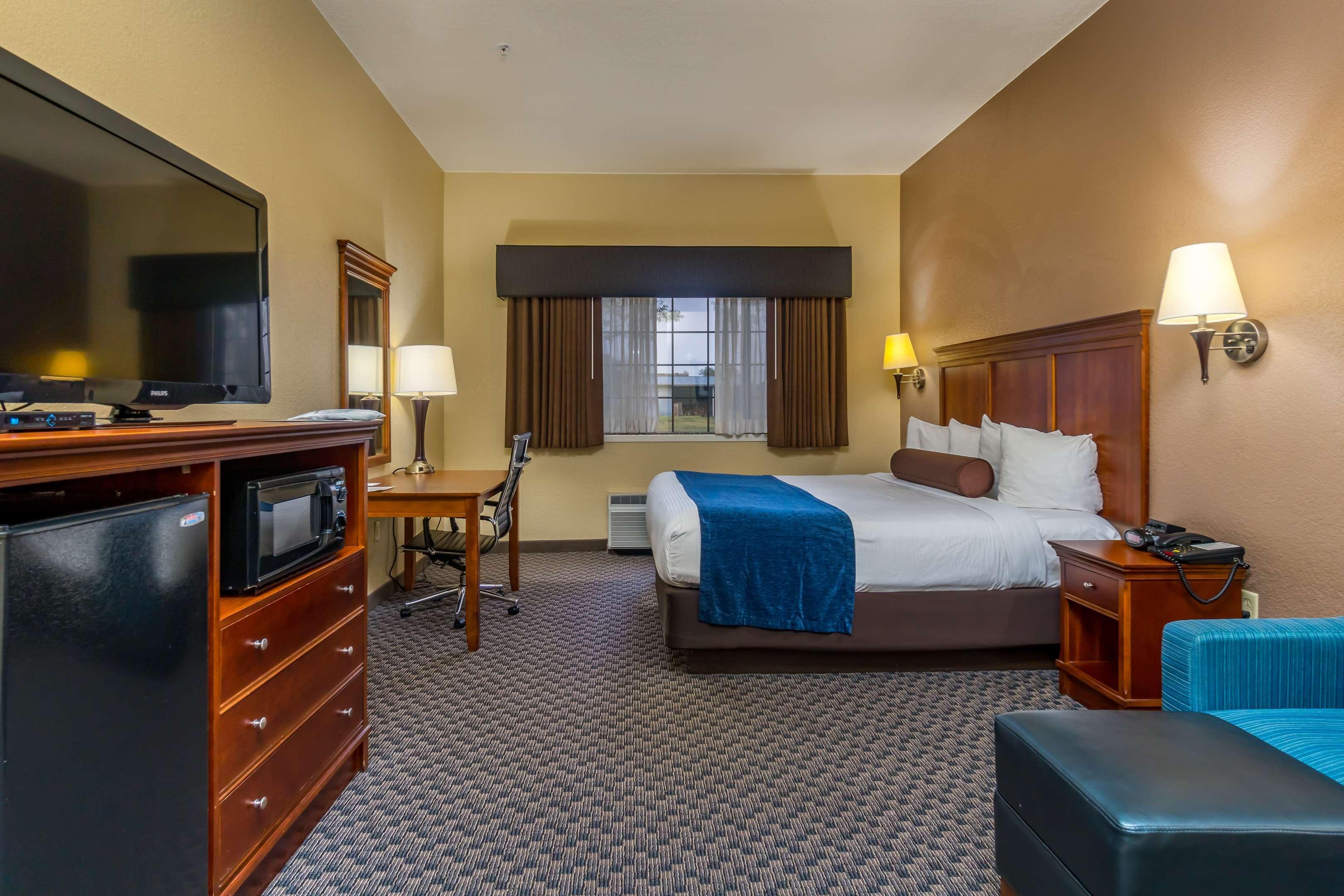 Best Western Plus Shamrock Inn & Suites מראה חיצוני תמונה