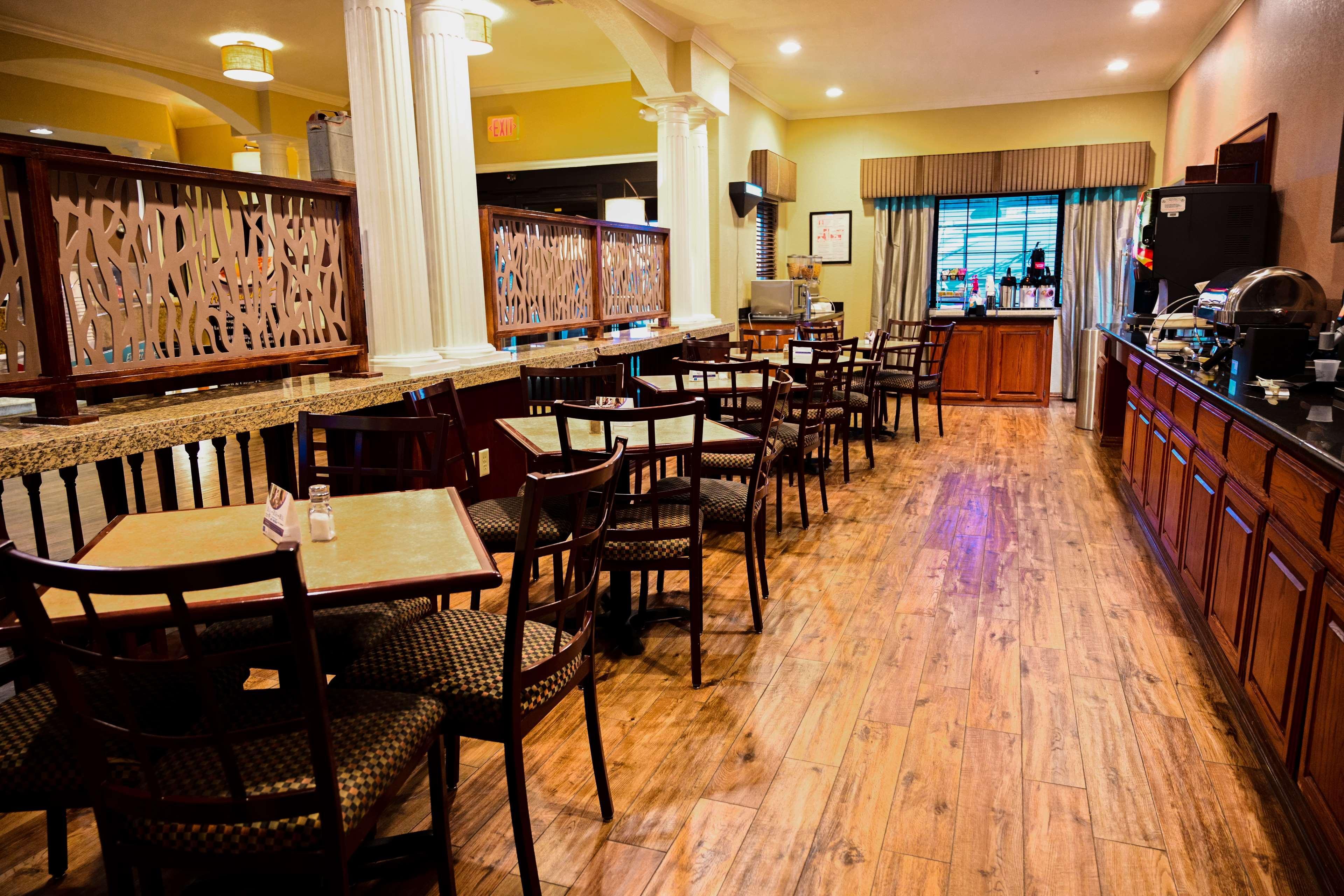 Best Western Plus Shamrock Inn & Suites מראה חיצוני תמונה