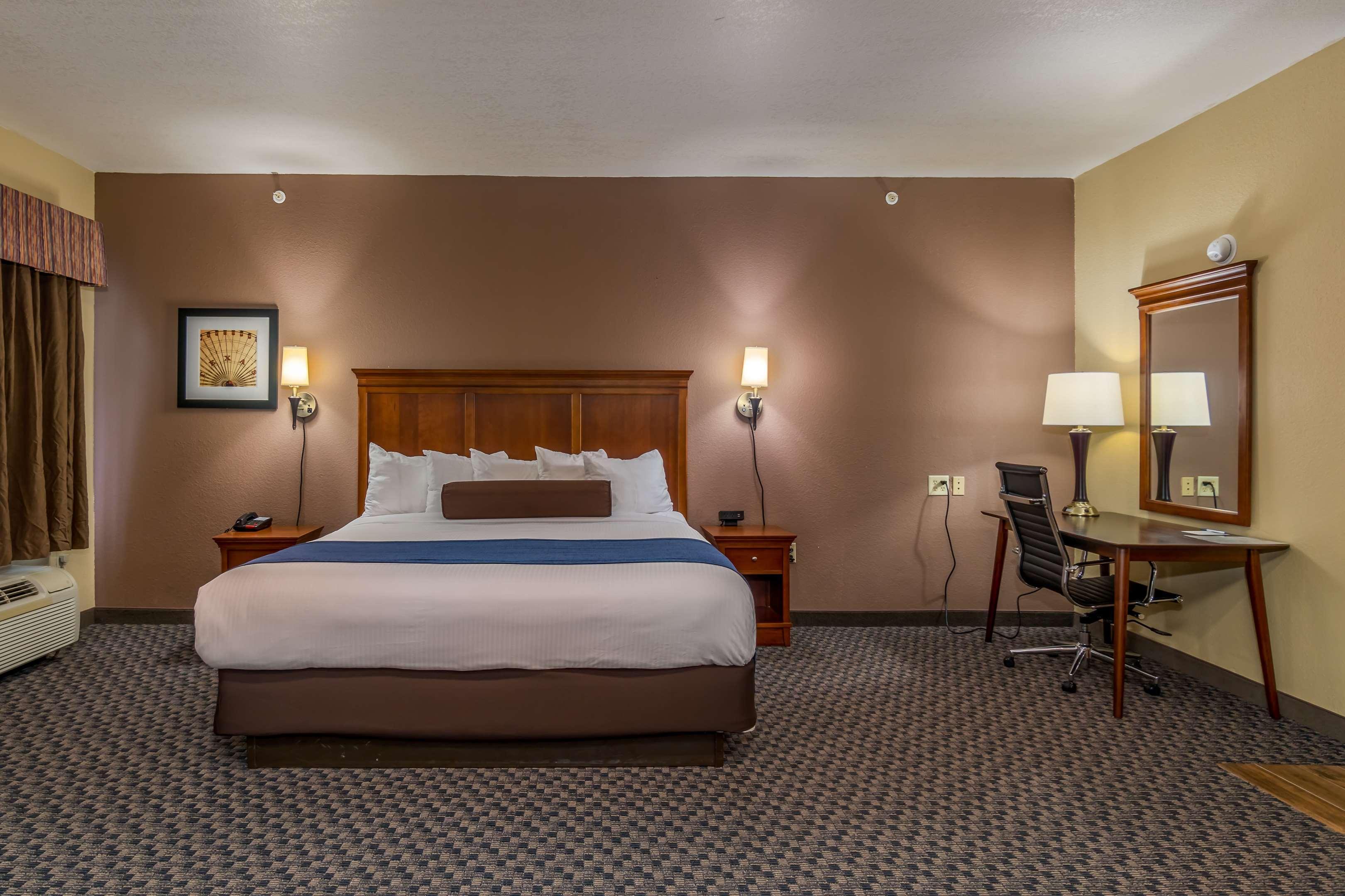Best Western Plus Shamrock Inn & Suites מראה חיצוני תמונה