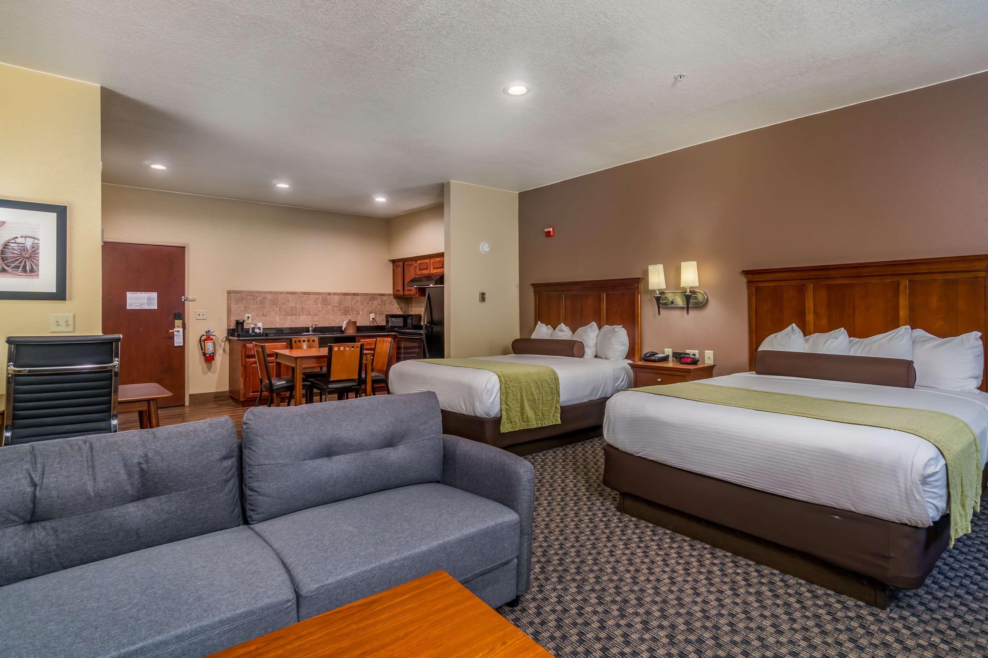 Best Western Plus Shamrock Inn & Suites מראה חיצוני תמונה