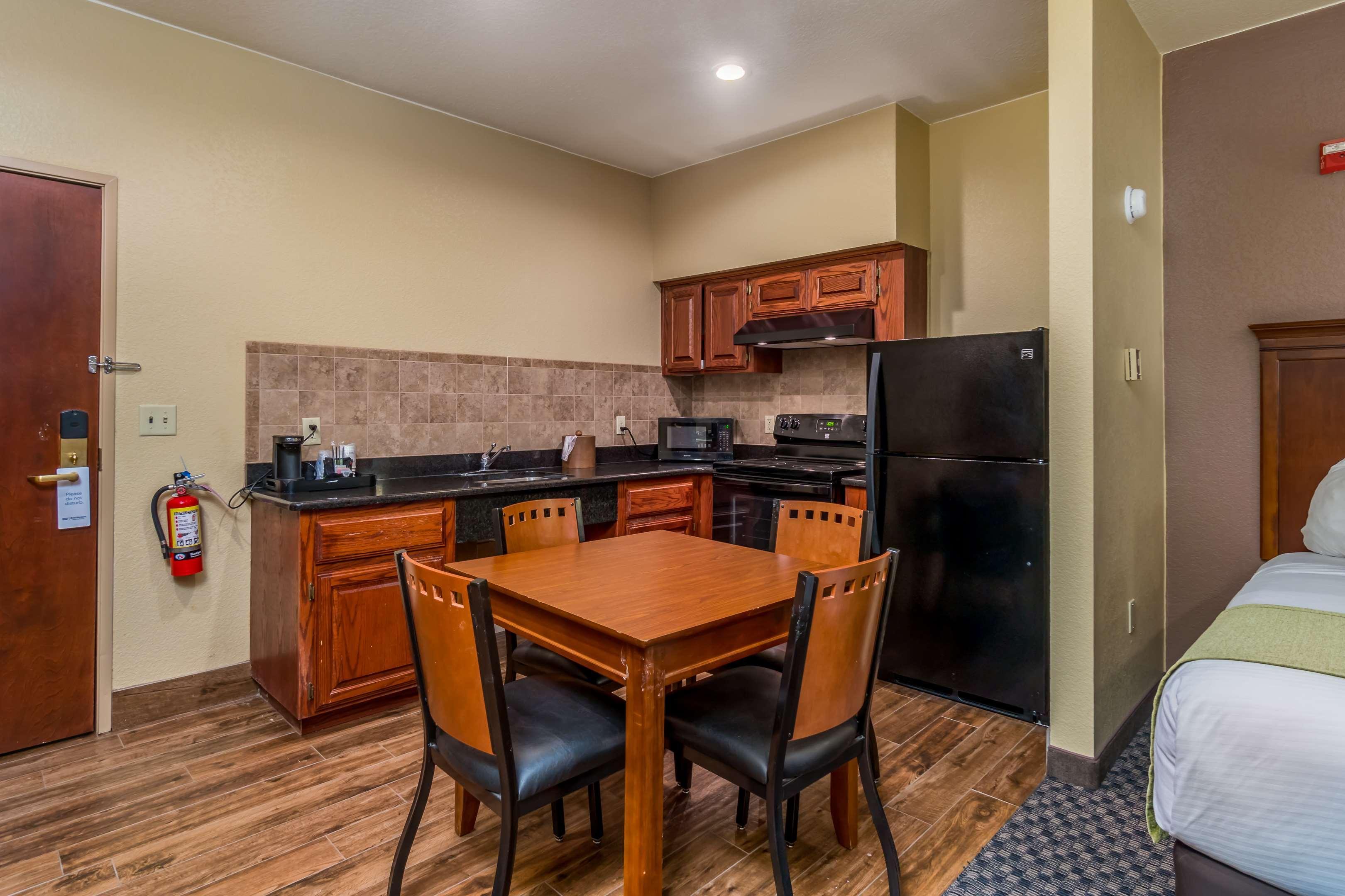 Best Western Plus Shamrock Inn & Suites מראה חיצוני תמונה